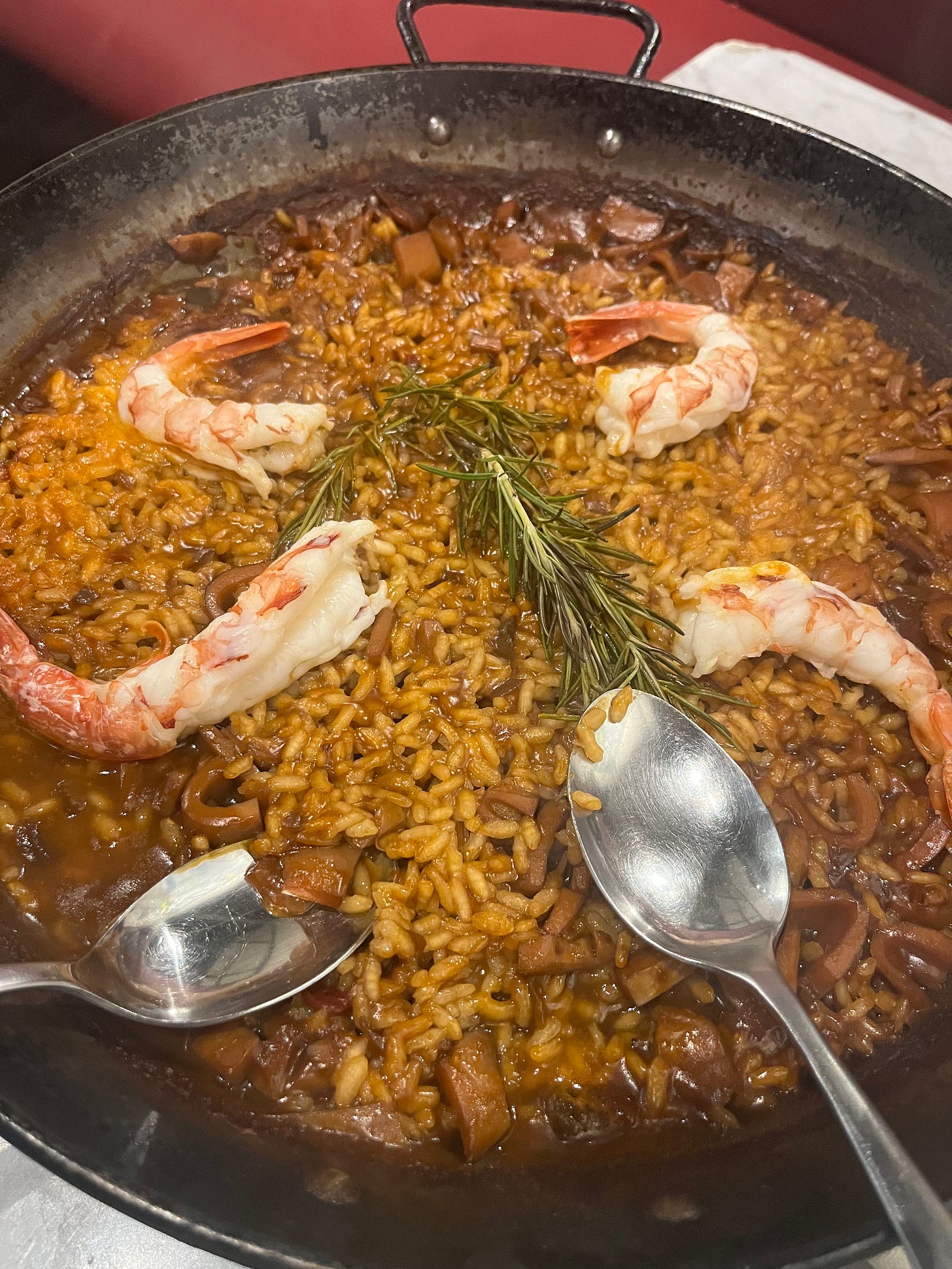 paella from en ville restaurant in barcelona