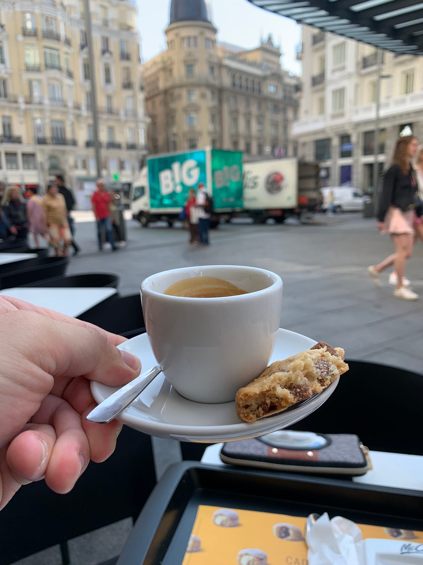 Espresso with a cookie