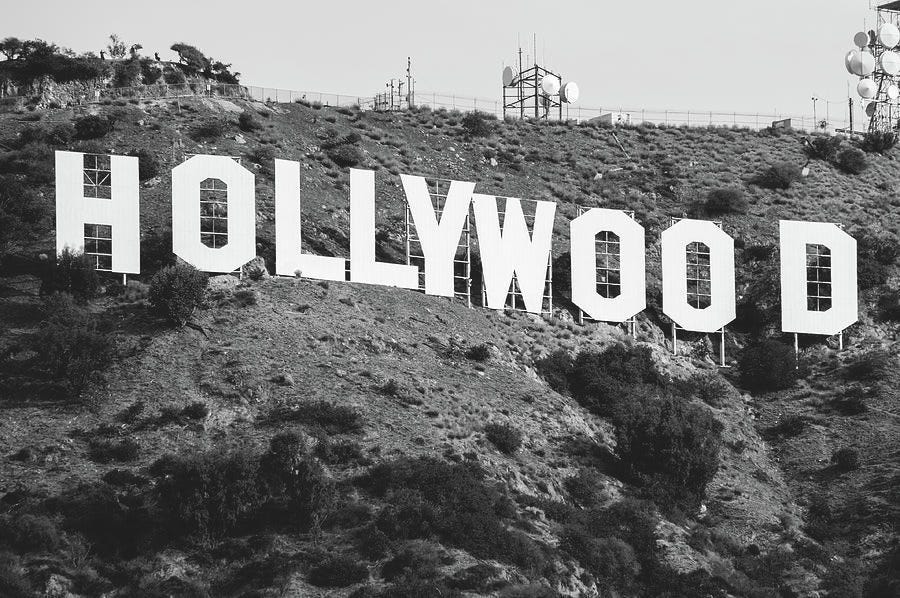 Old Hollywood, New System: The Evolution of Actors' Contracts in 1920s-1940s Hollywood | by Brie Moore | Medium Old Hollywood, New System: The Evolution of Actors' Contracts in 1920s-1940s Hollywood | by Brie Moore | Medium