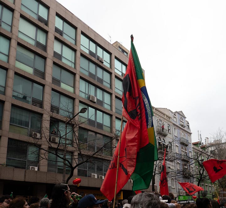 Photos of the participants in the Não nos encostem à parede protest against racism and xenophobia, 11 January 2025, Lisbon.