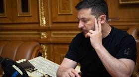Trump tells Zelensky he’ll end war Trump tells Zelensky he’ll end war