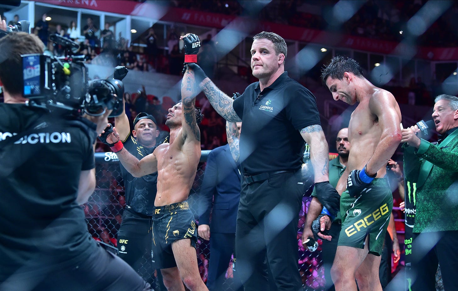 After escaping with his title at UFC 301, what's next for Alexandre Pantoja?