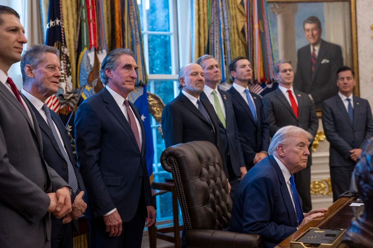 Yesterday, President Trump launched Project Vault, a U.S. Strategic  Critical Minerals Reserve and public-private partnership, to ensure  American businesses are not harmed by manufacturing shortages. 🇺🇸