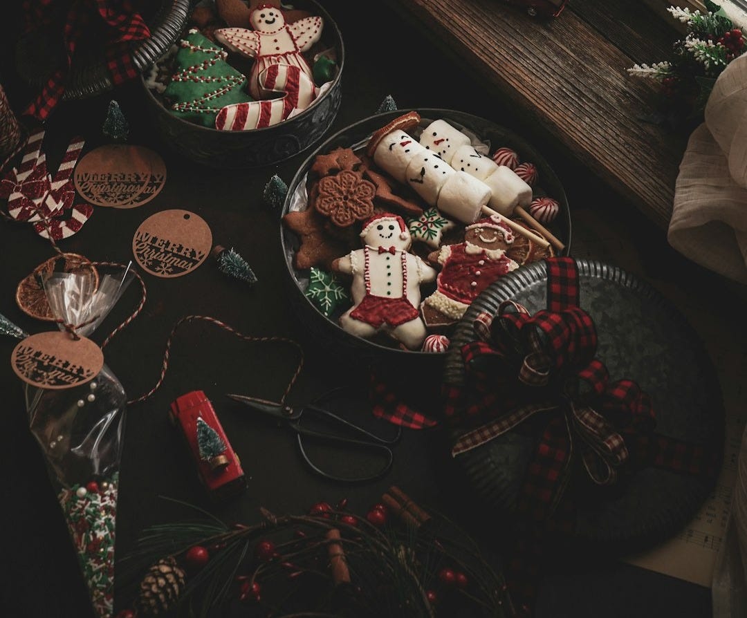red and white snowman print table cloth