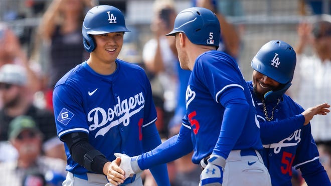 Can Ohtani and the Dodgers pass the all-time wins record in 2024?