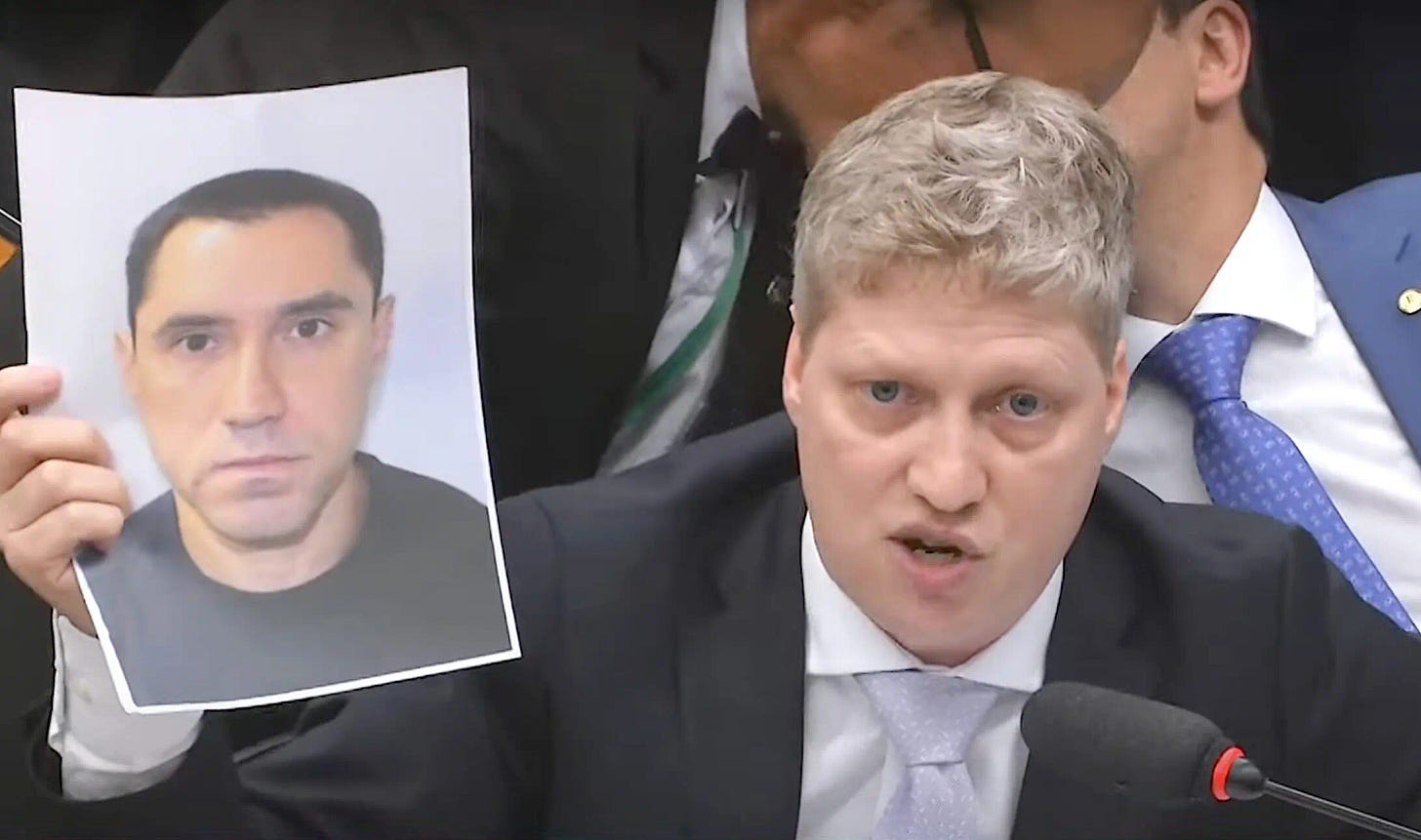 Perseguição a Van Hattem agrava ataque à imunidade parlamentar