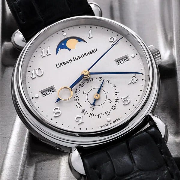 The watch hands of the Reference 1741 have been blued thermally to achieved the desired hue. The watch hands of the Reference 1741 have been blued thermally to achieved the desired hue.
