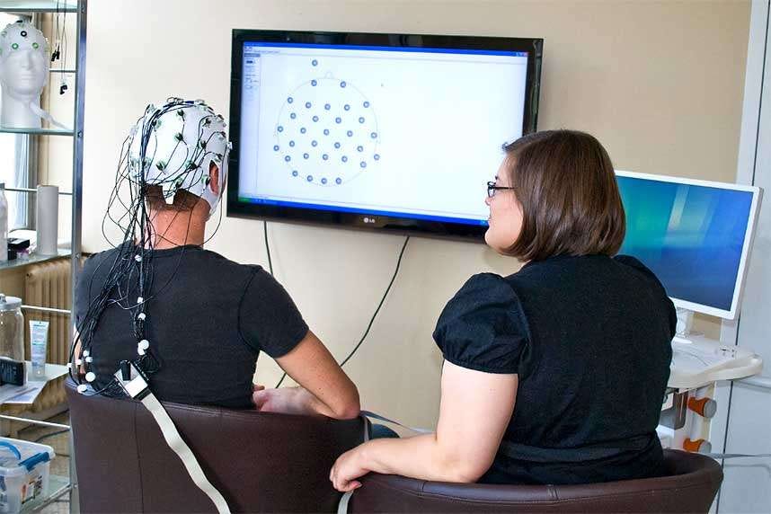 Effects of brain-computer interface based training on post-stroke upper ...