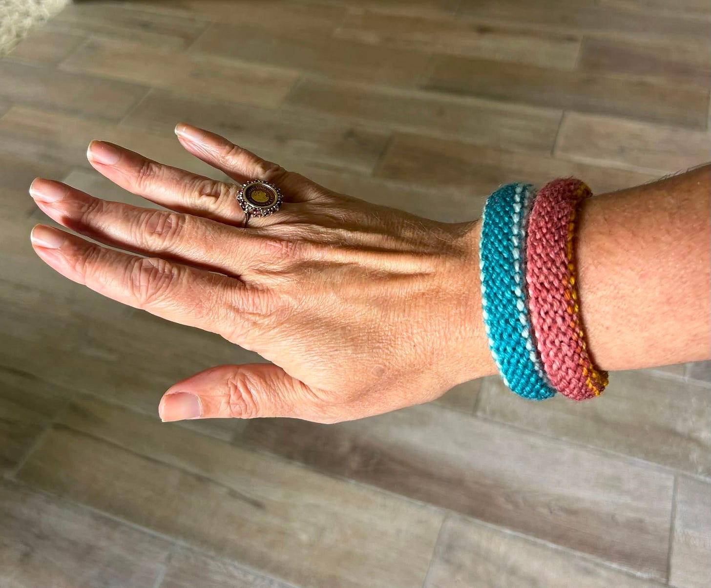 May be an image of macrame and jewelry May be an image of macrame and jewelry