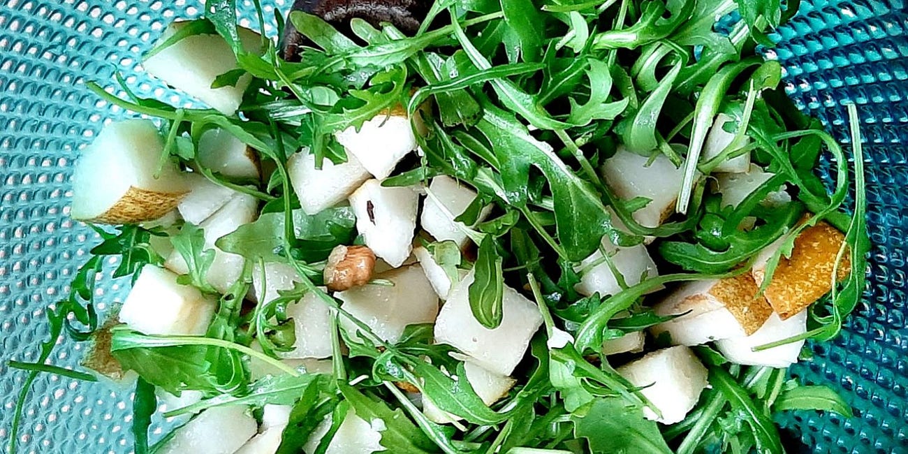Autumn Salad With Pears and Pecorino