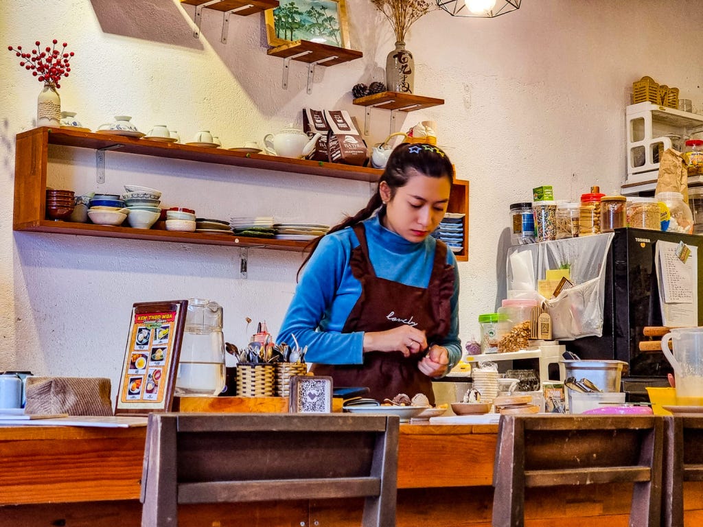 Tiệm kem địa phương Tiệm kem địa phương