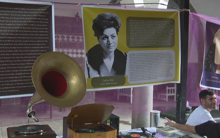A project has recorded and digitized the songs of 32 Kurdish female folk singers in Turkey. Photo: Rudaw