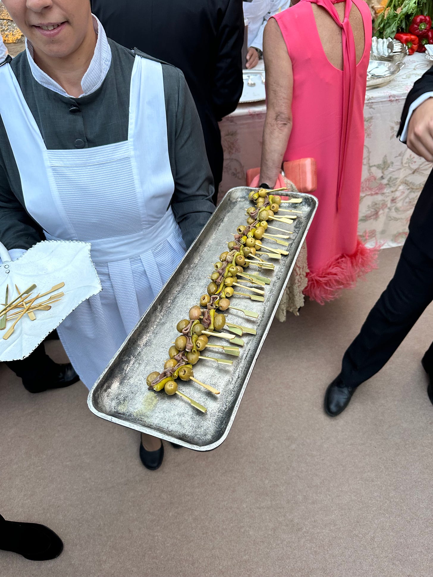 A tray of gildas