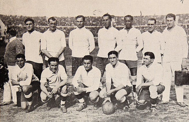 File:Uruguay en el Mundial 1930, Los Sports, 1930-08-08 (387).jpg