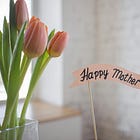 💐Mother's Day is coming up. What are we buying for mom and how much are we spending?