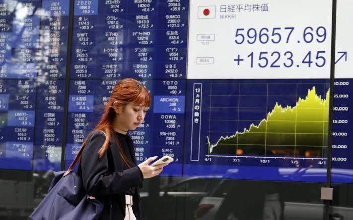 AI drives Asian stocks to sparkling weekly gains | FMT