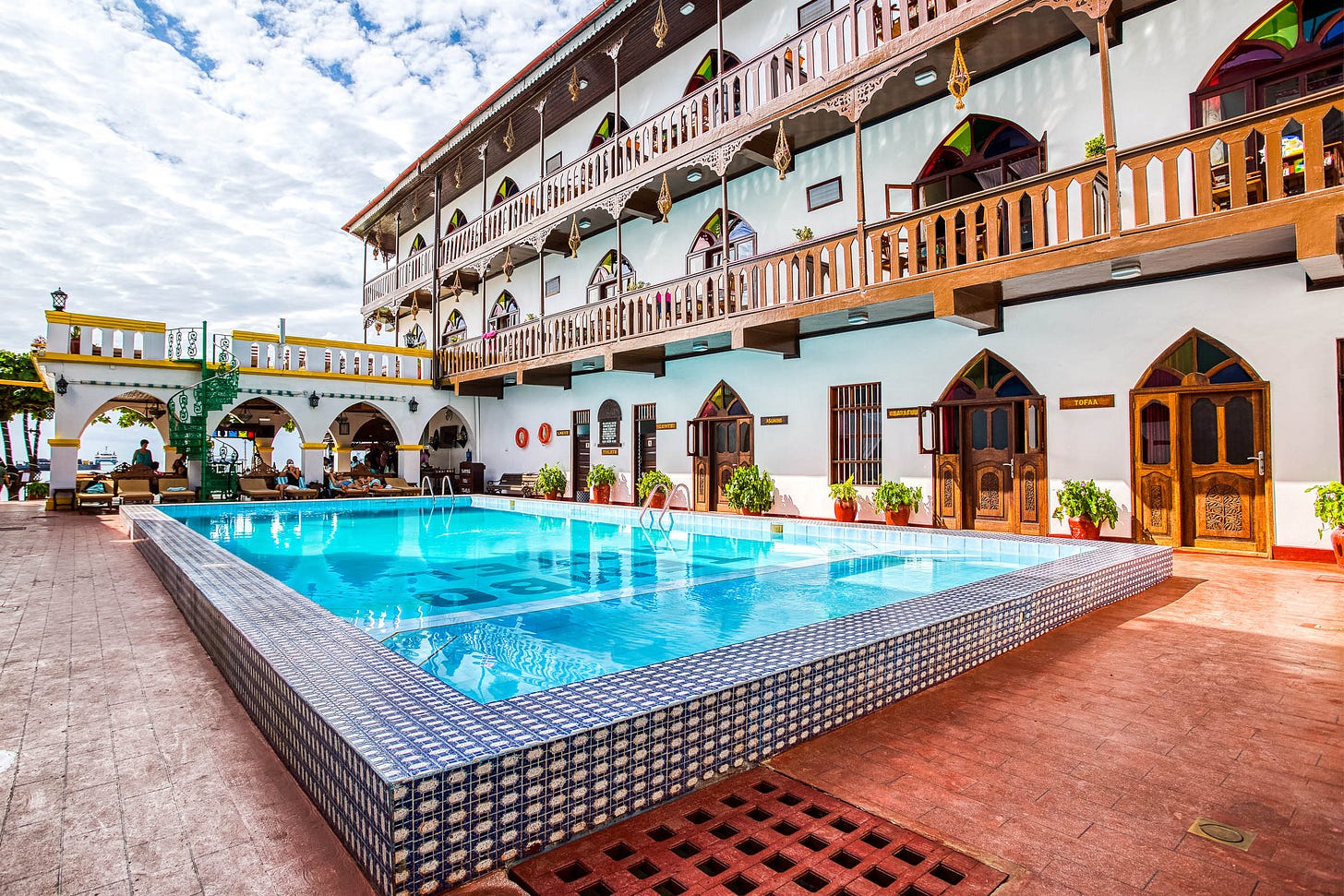 Tembo House Hotel