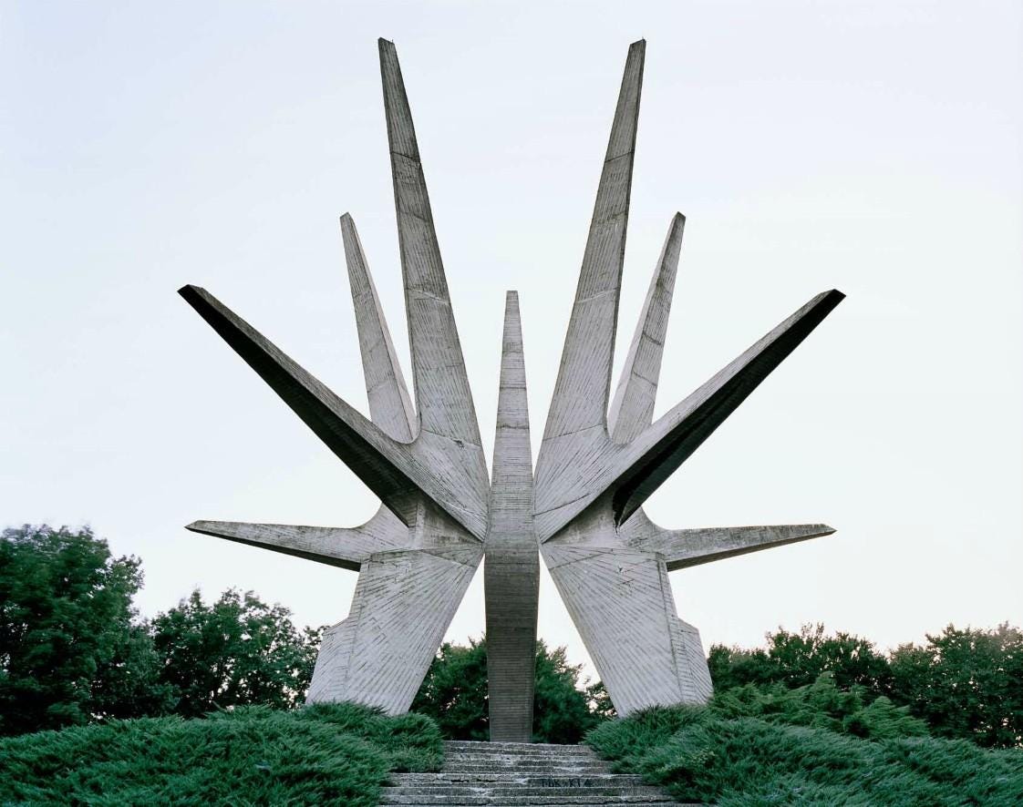 An image uploaded by kemmotar on Nov 08, 2023. May present: gesture, plant, grass, sky, tree.