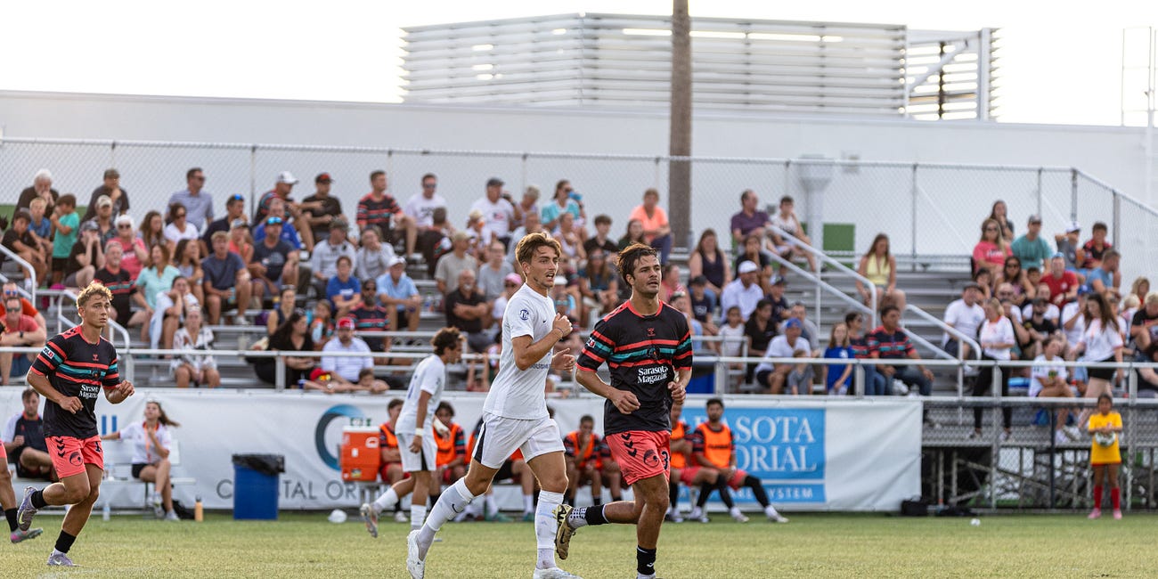 Paradise Dominates Division Leaders in 3-0 Shutout