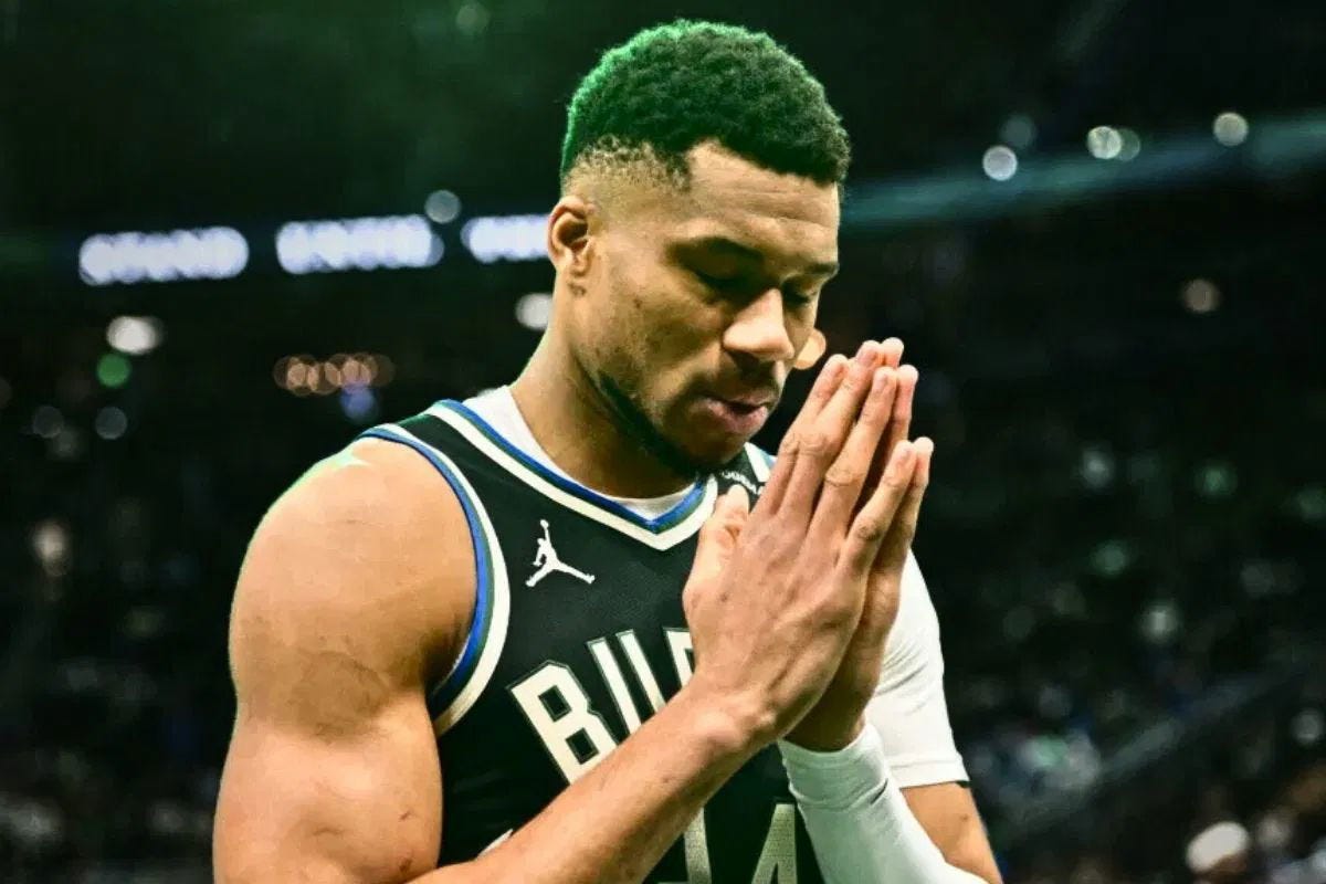 Giannis Antetokounmpo's Major Future Update Has Warriors & Lakers Fans ...