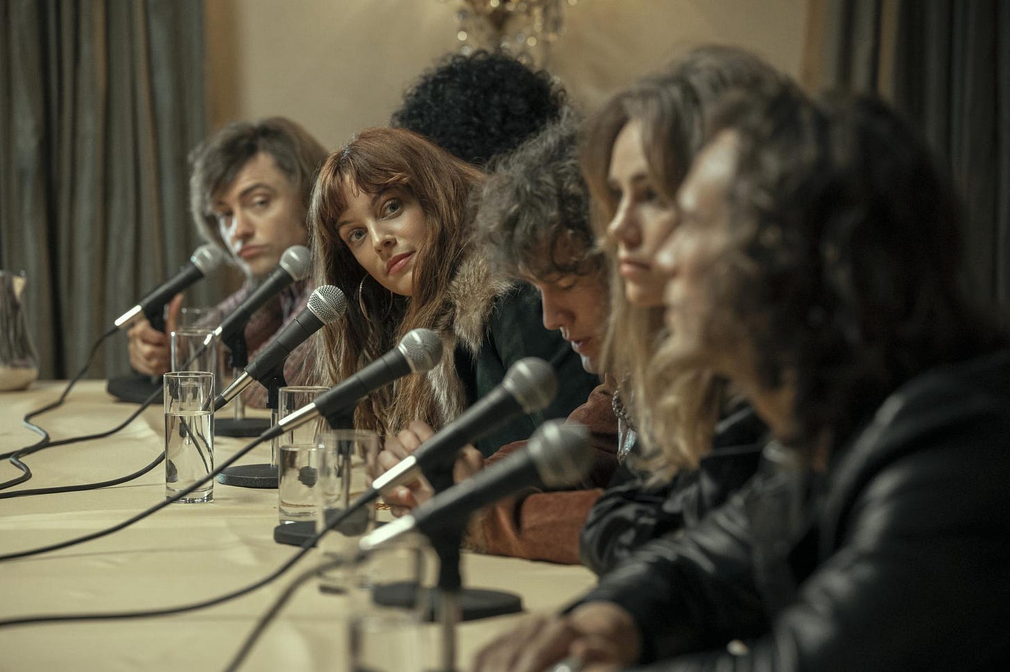 Sección visual de Todos quieren a Daisy Jones (Miniserie de TV ...