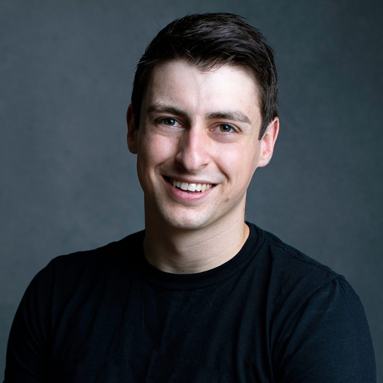 Headshot of Dr Simon Clark
