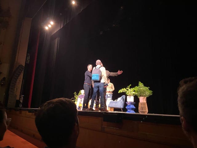 Man attempts to serve Sam Altman with subpoena at SF talk with Steve Kerr :  r/sanfrancisco