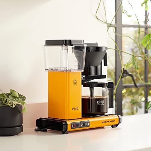 Amazon.com: Technivorm Moccamaster 53942 KBGV 10-Cup Coffee Maker Yellow  Pepper, 40 Ounce, 1.25l : Everything Else