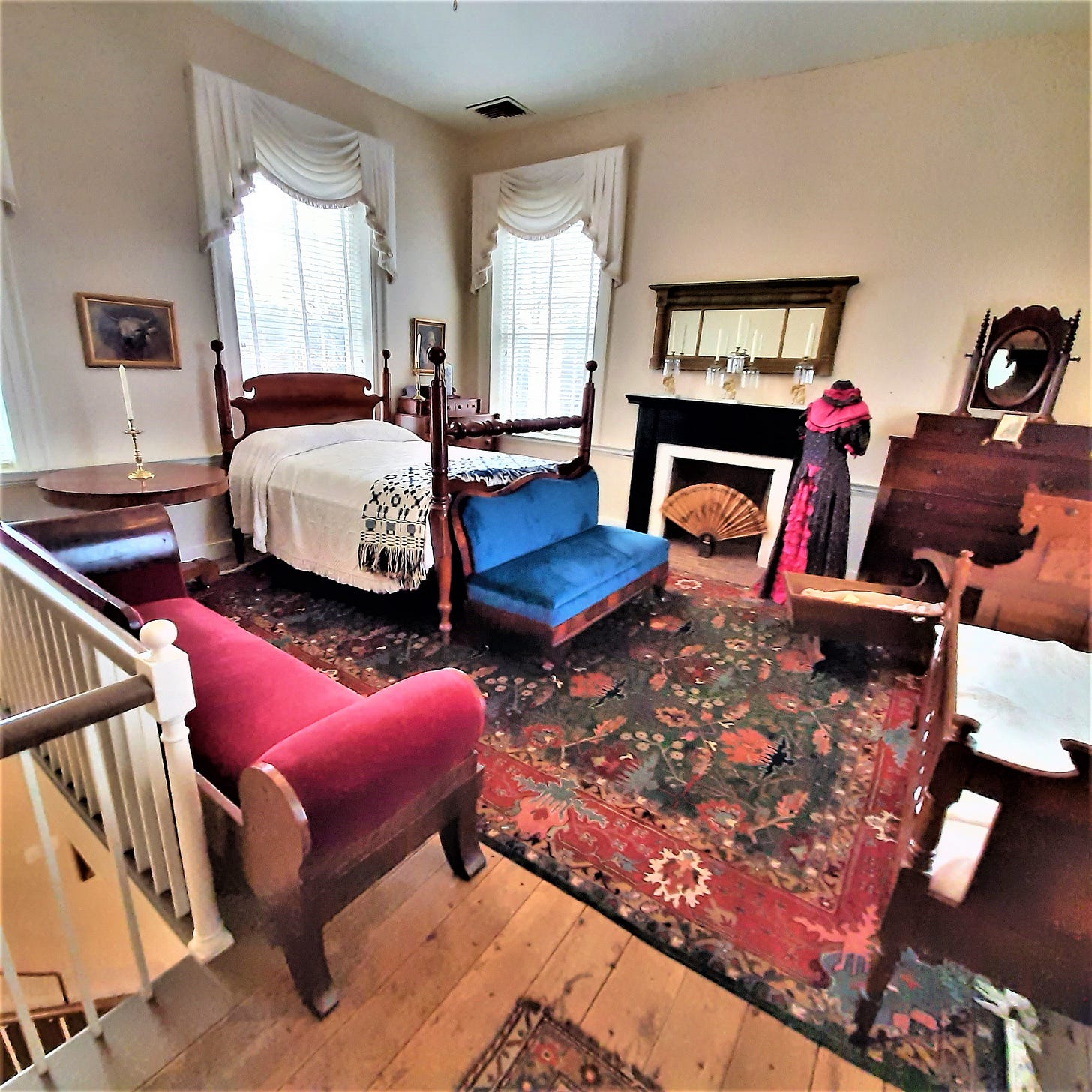 A bedroom in the Weeden House