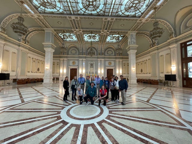 Scale of Palace of Parliament