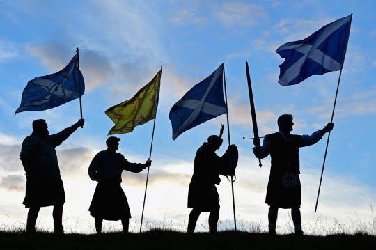 Duncan Thomson, Brian McCutcheon, John Patterson and Arthur Murdoch,from King of Scots Robert the Bruce Society, hold the Scottish flags Duncan Thomson, Brian McCutcheon, John Patterson and Arthur Murdoch,from King of Scots Robert the Bruce Society, hold the Scottish flags