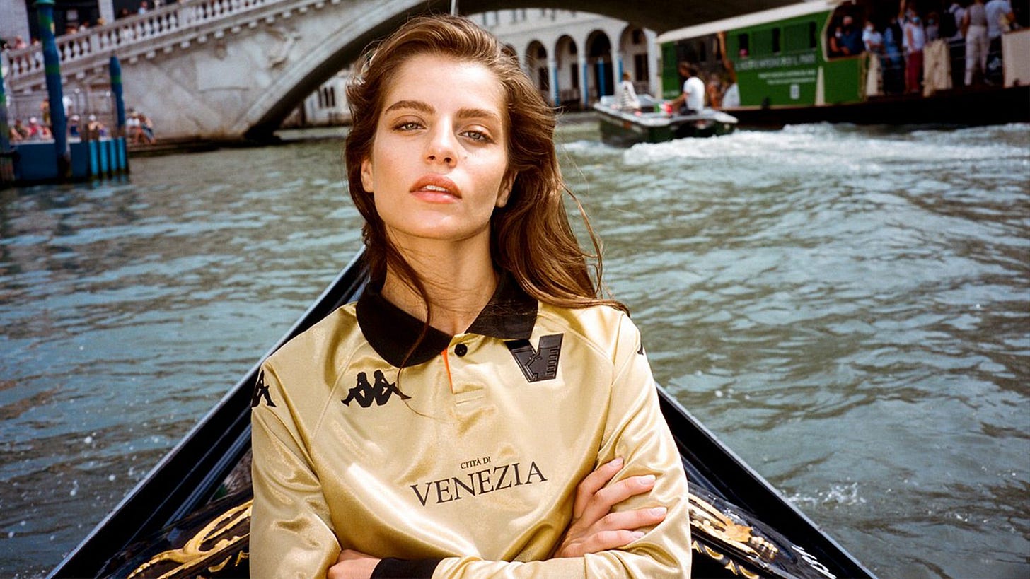 Venezia go gold with 2022-23 third shirt | Goal.com