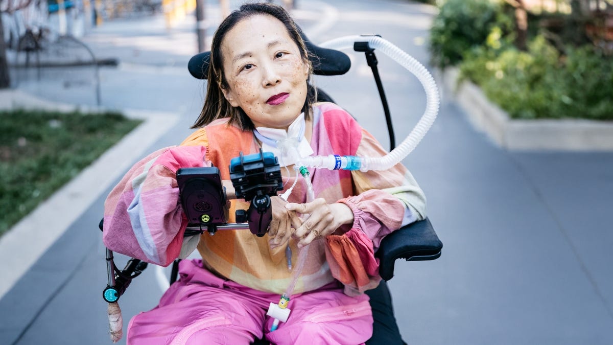 Full description of the Alice Wong picture is in the post.