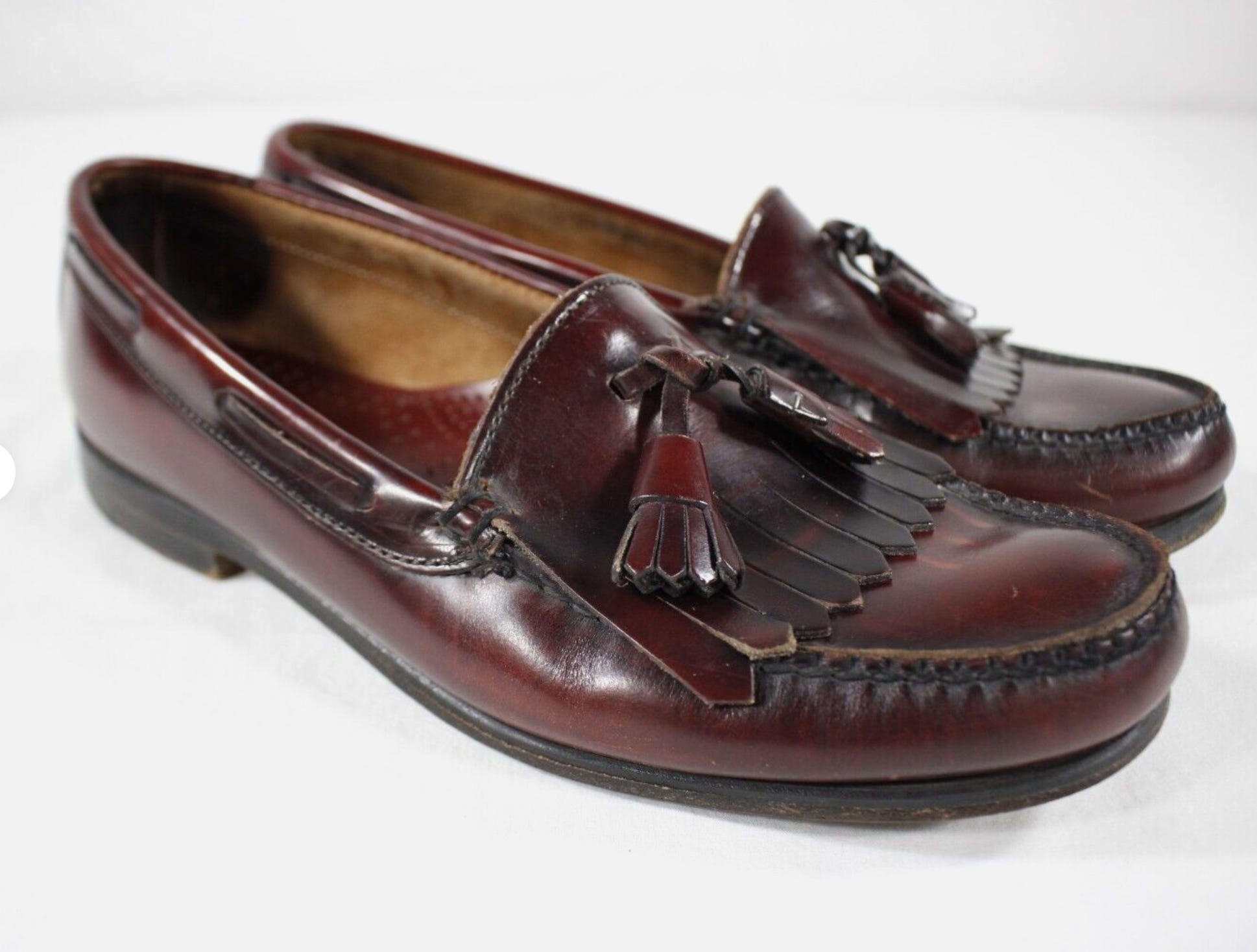 50 Pairs Of Vintage Loafers You Can Buy Right Now display picture 2