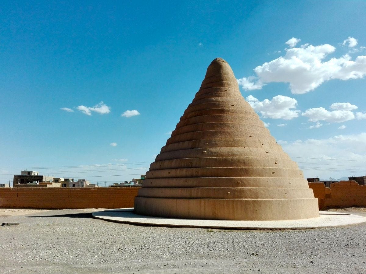 Gli Yakhchal o Ghiacciaie | iran wonderland