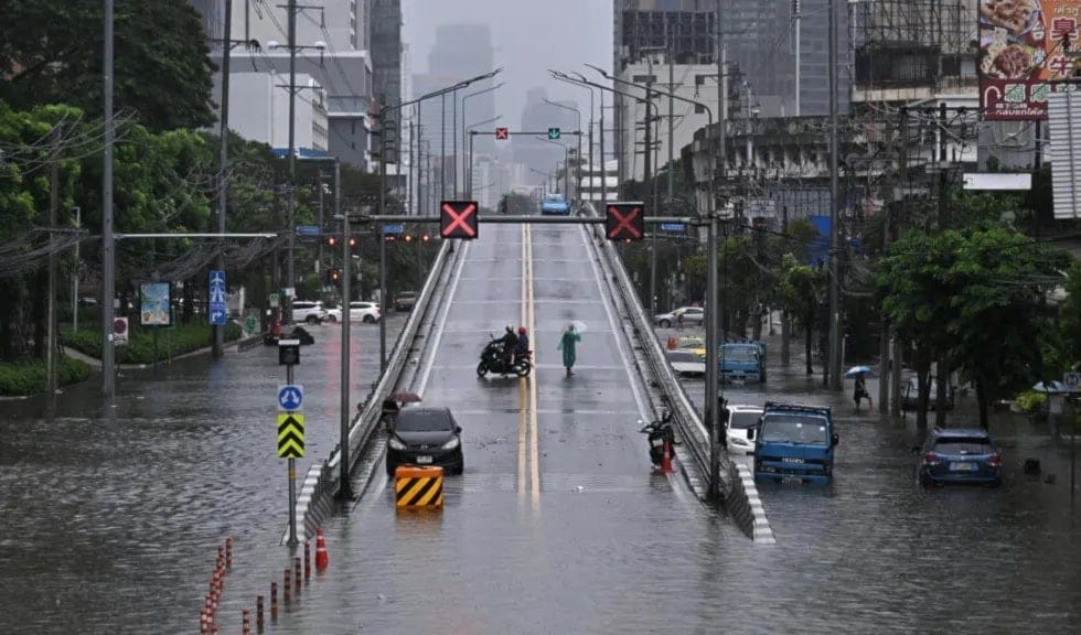 Bangkok floods kill four as Thailand’s death toll rises to 23 Bangkok floods kill four as Thailand’s death toll rises to 23