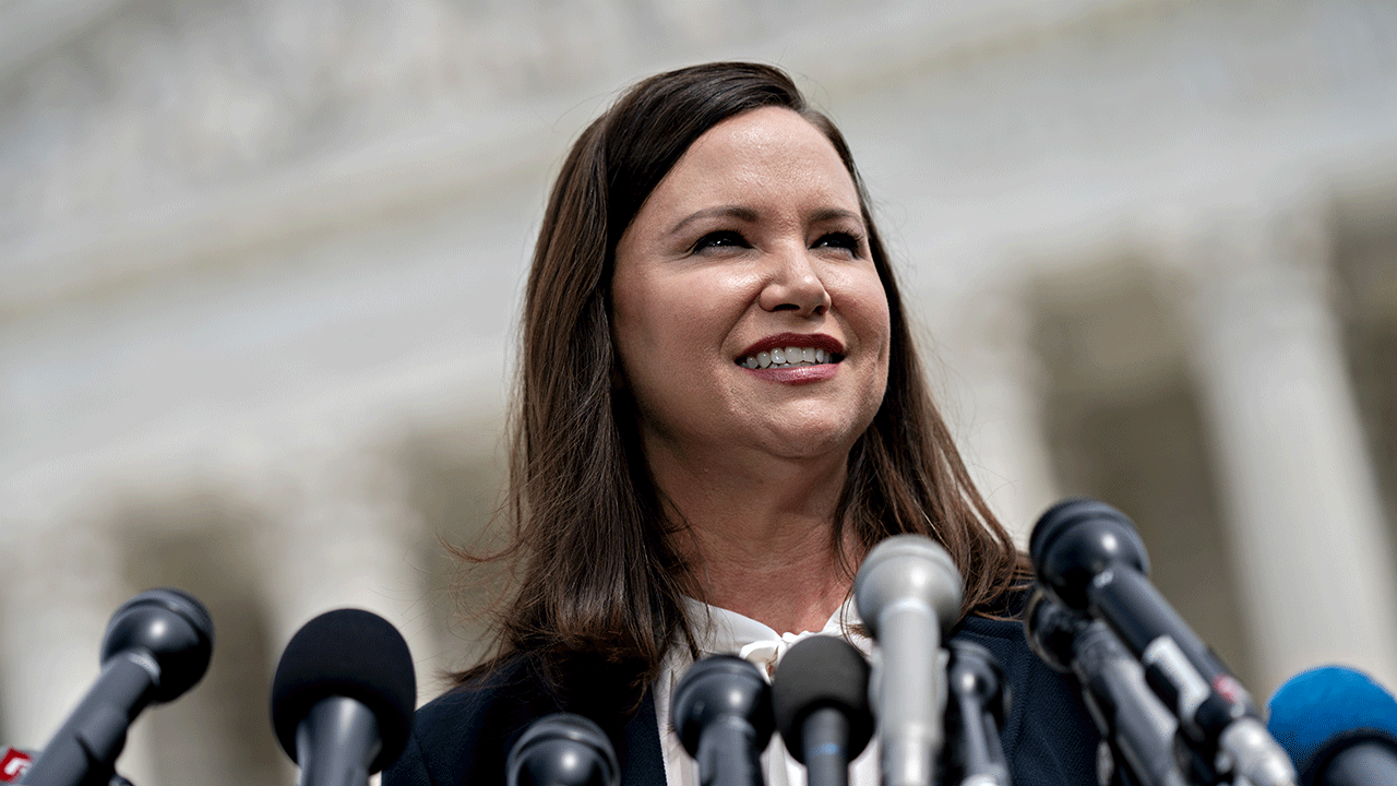 Florida AG sues Biden admin to stop planned mass release of migrants as Title  42 ends | Fox News