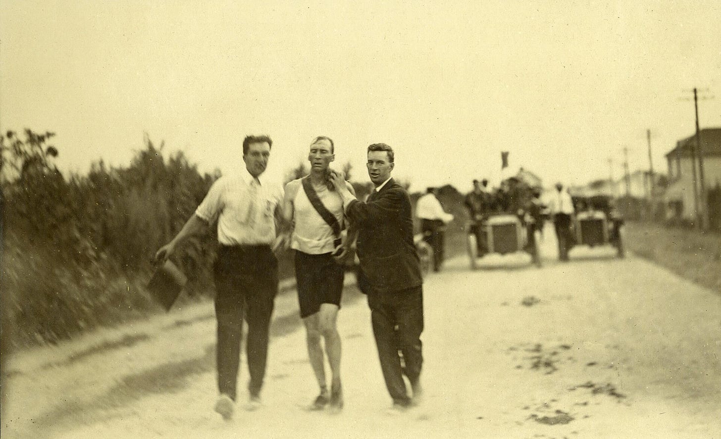 Marathon Hicks1904.jpg