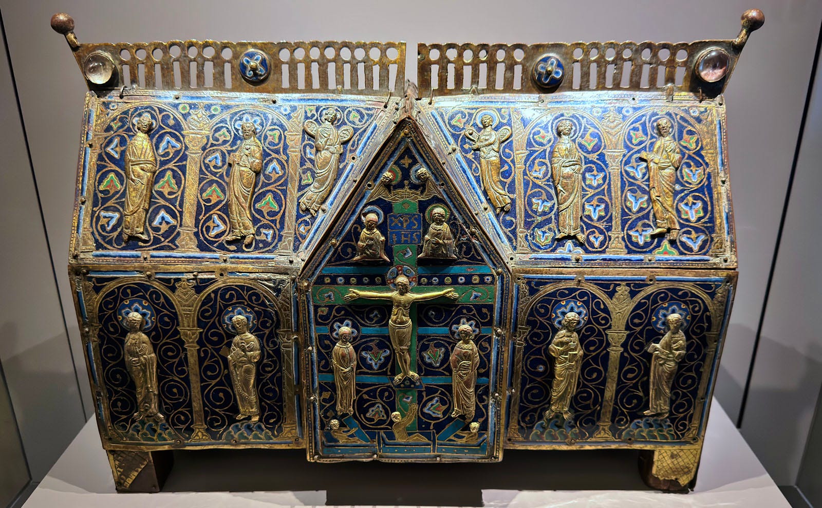 The Anatomy Of Gothic Reliquaries By Ben Loomis The Anatomy Of Gothic Reliquaries By Ben Loomis