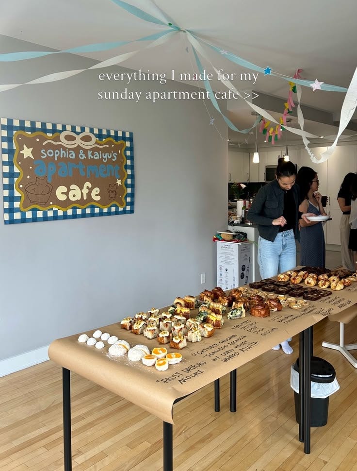 My friend and I hosted the cutest coziest Sunday apartment cafe! 🫐🧈 I’m in love with everything on the menu and all the homemade decor - both the food and vibes were immaculate. Swipe to see what we made and the recipes I used!
•
•
•
#apartmentcafe #homecafe #homecafé #bakinginspo #foodstagram 

Milk bread dough, banana cinnamon filling, miso caramel glaze.

Recipes: dough from @bakedbybenji milk bread cinnamon roll and banana filling from @justine_snacks banana bread cinnamon roll

Peep the ...