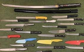 publishing pictures of seized knives ...