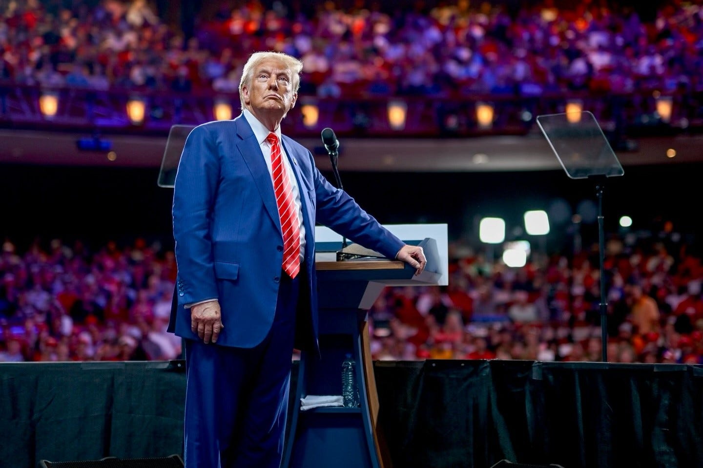 Escolhido por minorias, Trump ainda traz o nacionalismo branco no coração do populismo Escolhido por minorias, Trump ainda traz o nacionalismo branco no coração do populismo