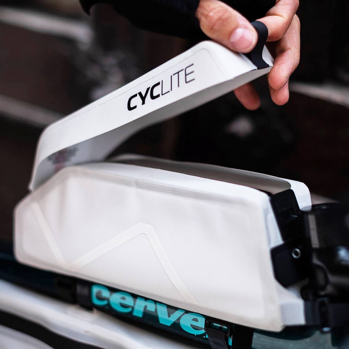 TOP TUBE BAG / 02: Quick Access Bikepacking Storage – CYCLITE TOP TUBE BAG / 02: Quick Access Bikepacking Storage – CYCLITE