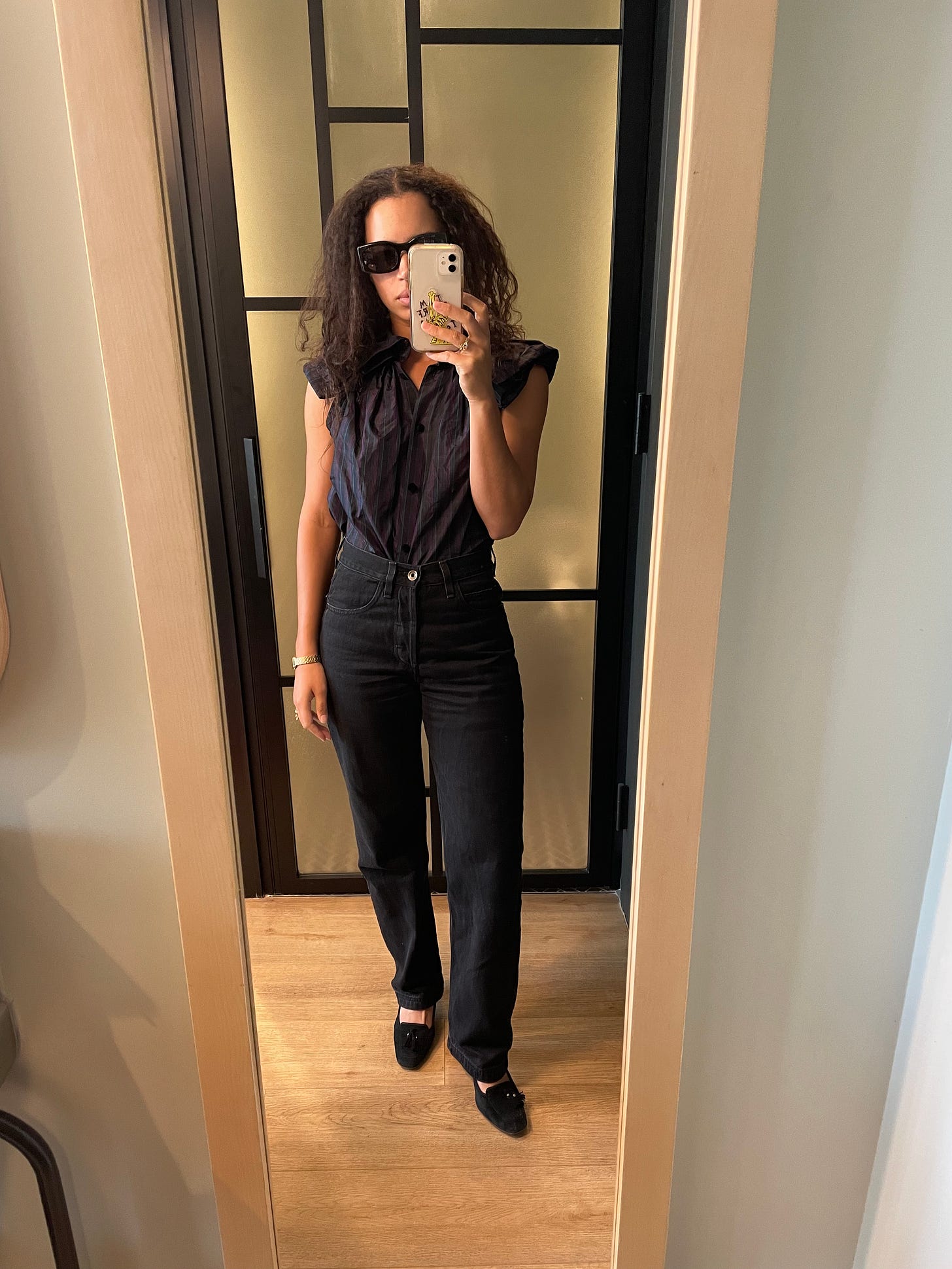 To conjure up an image in your mind here is my Art Apéritifs look: Marc Jacobs dupioni silk top, Imperfects 329A Jeans in Seawashed Obsidian, Talbots black sueded pumps