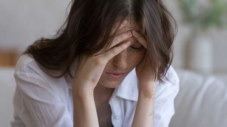 poor oral health and body pain in women