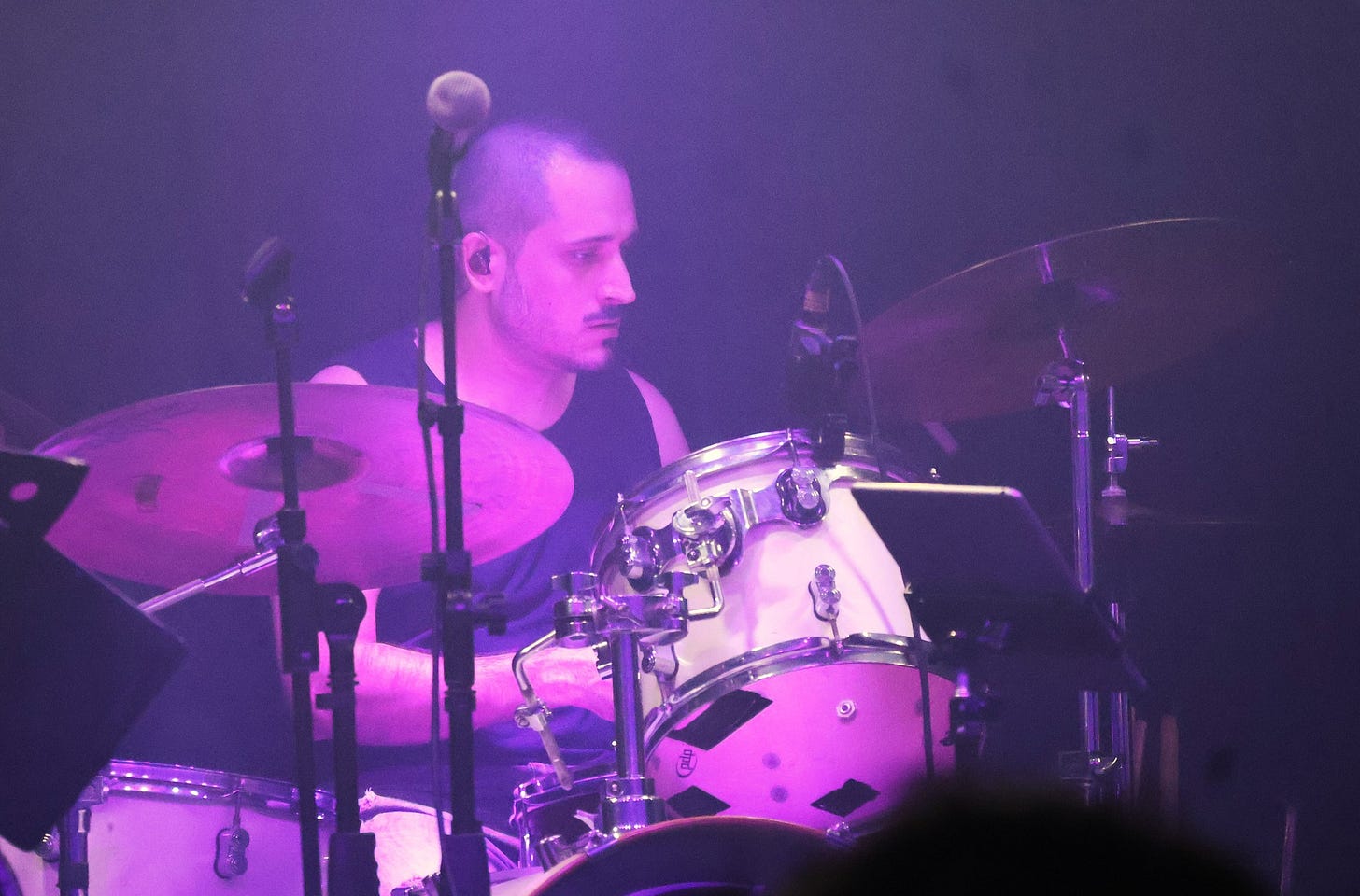   Antonio “Toño” Riveros, baterista (Aguara, Sangre Ultravioleta, Alto Voltaje)  