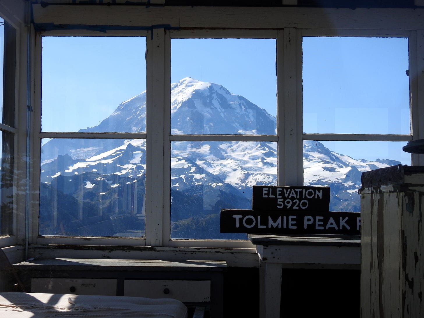 View of Mt Rainier from Tolmie Peak lookout