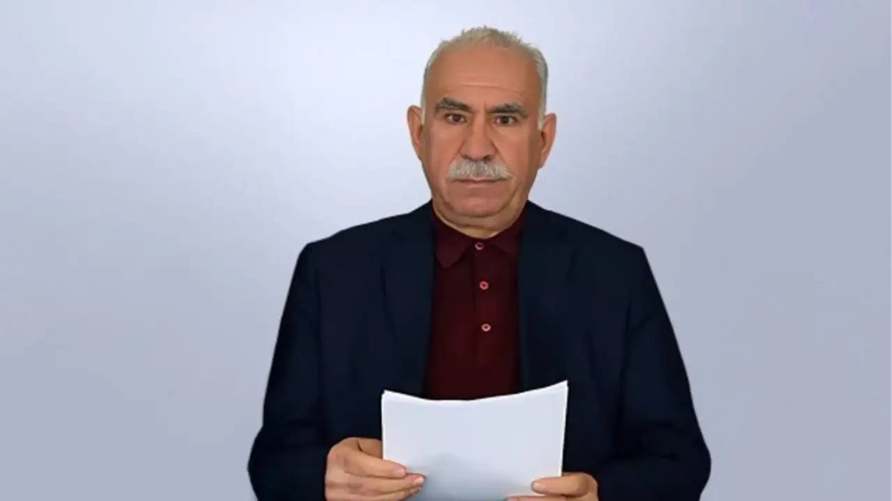 Yasa geçti ve gözler Öcalan’a çevrildi Yasa geçti ve gözler Öcalan’a çevrildi