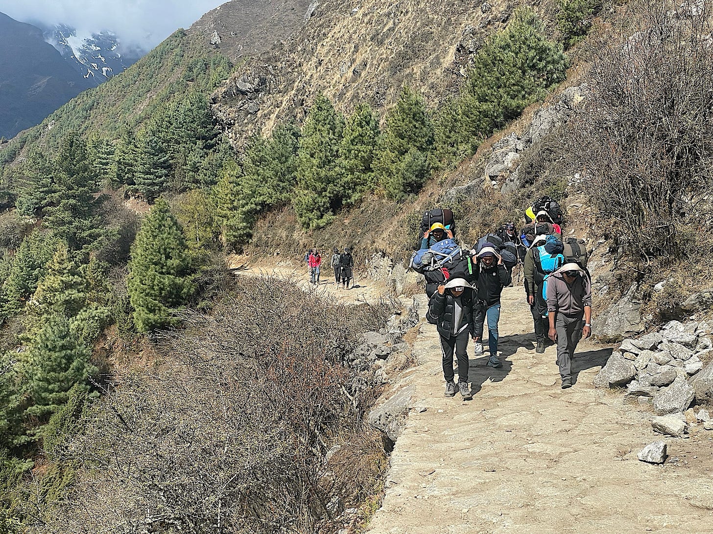 Lots of people can walk abreast.