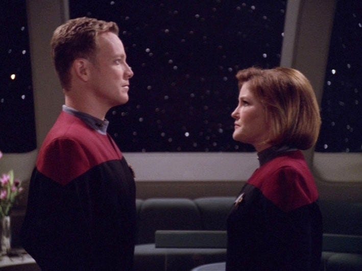 Star Trek: Voyager" Thirty Days (TV Episode 1998) - IMDb